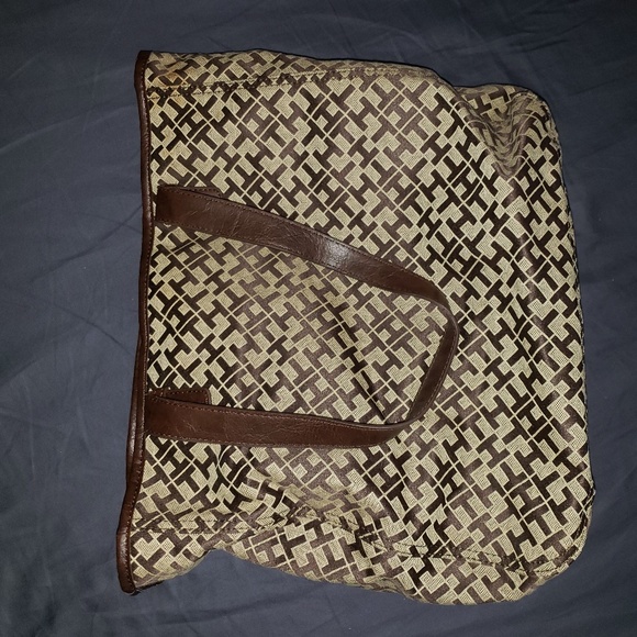 Tote - Picture 2 of 4